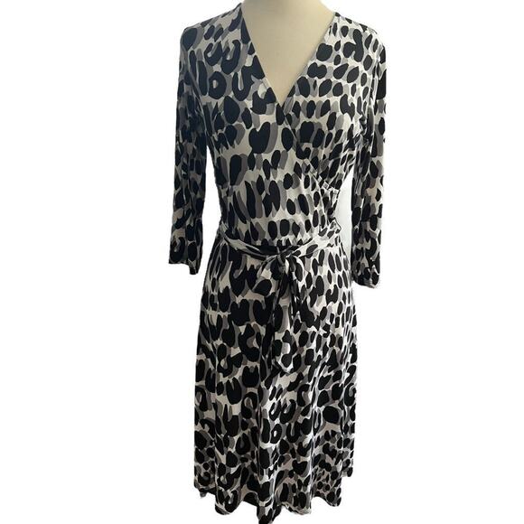 Small Leota Animal Print Wrap Style Dress - Picture 1 of 11